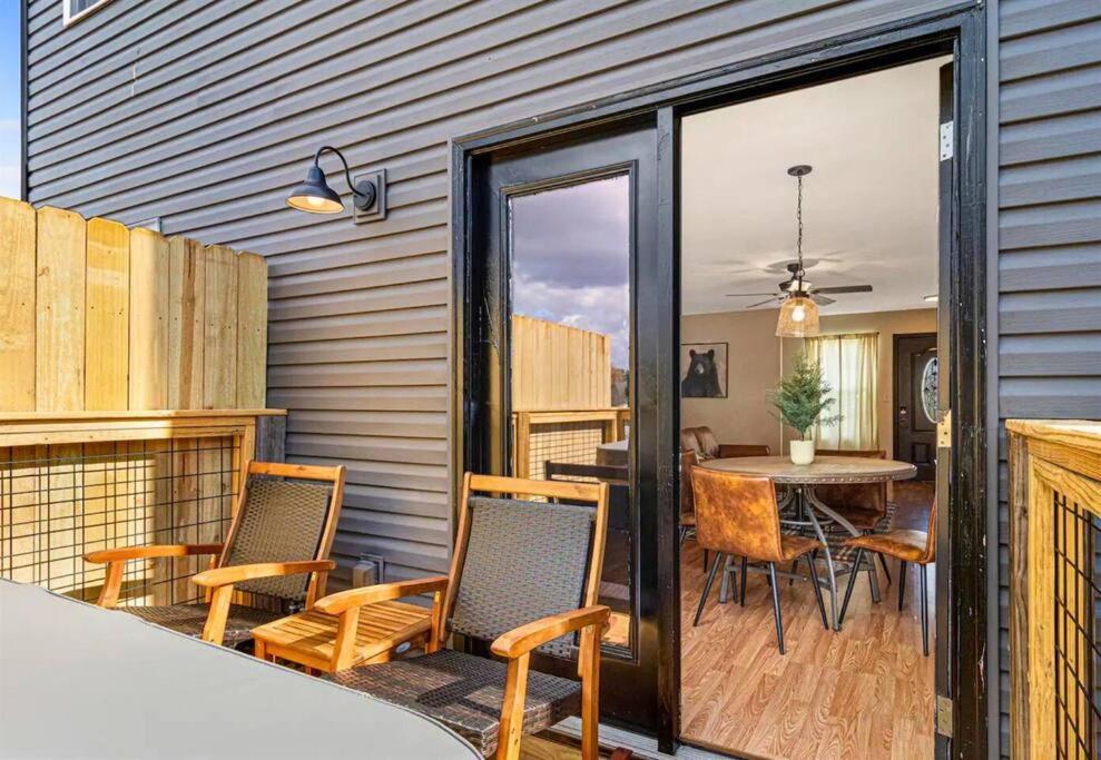 Willow Trace: Family Retreat, Hot Tub, Gaming! Pigeon Forge Exterior photo